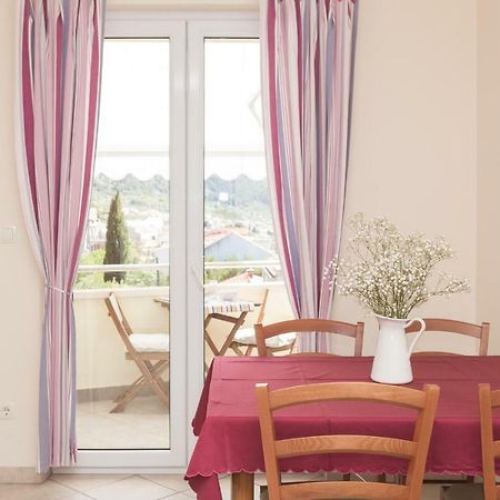 Alpeza Apartments ボル エクステリア 写真