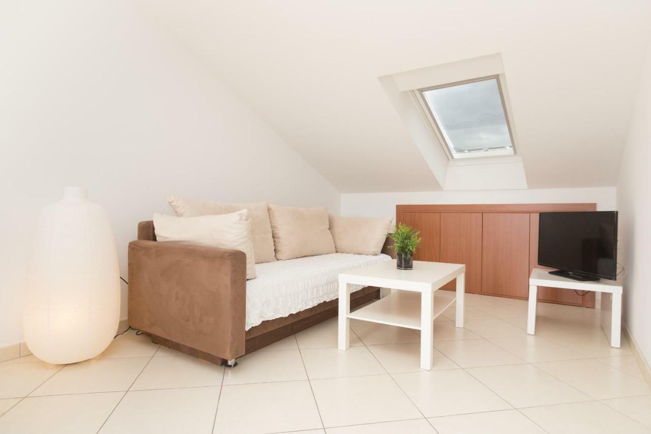 Alpeza Apartments ボル エクステリア 写真