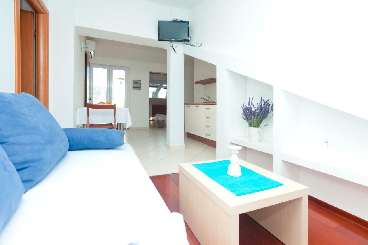 Alpeza Apartments ボル エクステリア 写真
