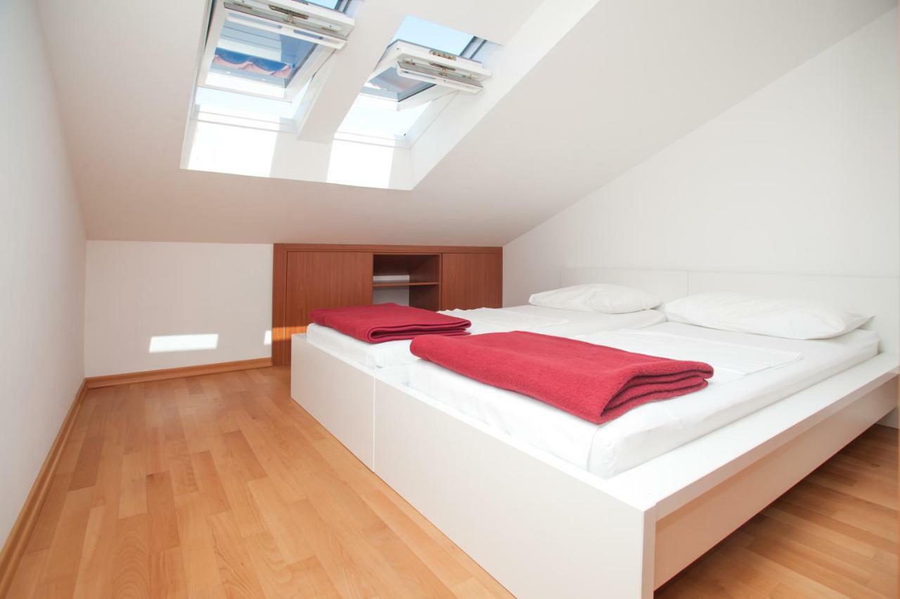Alpeza Apartments ボル エクステリア 写真